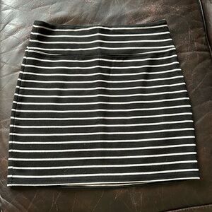 TWO SKIRTS Black/white striped American eagle skirt nwot BLACK skirt included